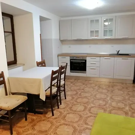 Centar * Mošćenička Draga